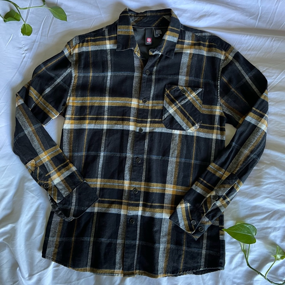 ELEMENT Flannel Button Up Shirt Black & Yellow Plaid Checked Pattern | Size M
